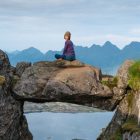 Djevelporten szikla, Lofoten