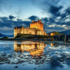 Eilean Donan vára a Skye-sziget bejáratánál, Skócia