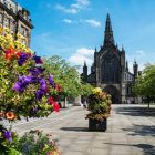 Glasgow Katedrális és virágos tér, Skócia